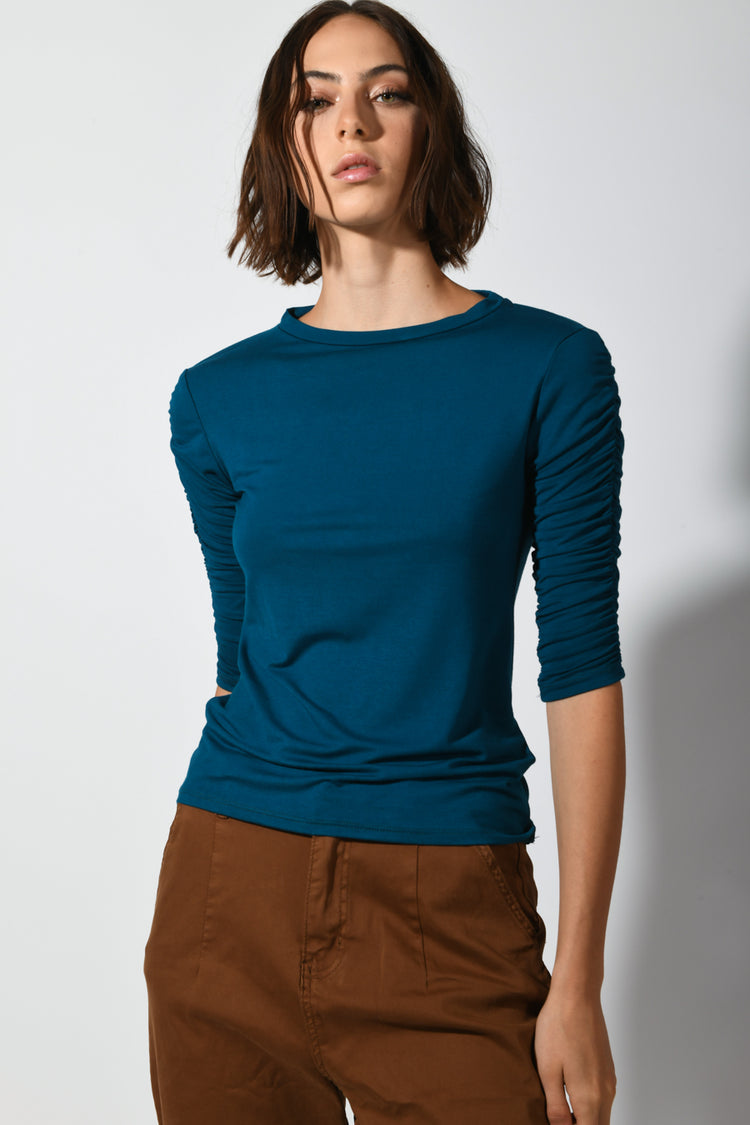 Maglia manica arricciata