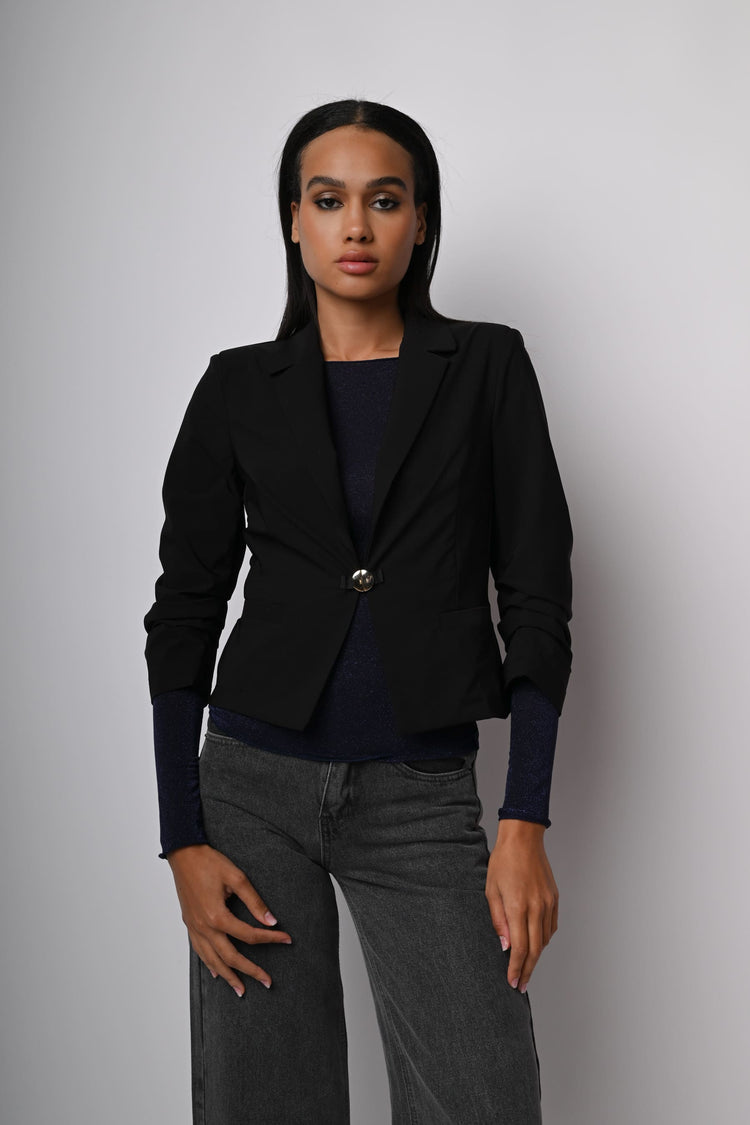 Blazer con gancetto e maniche arricciate