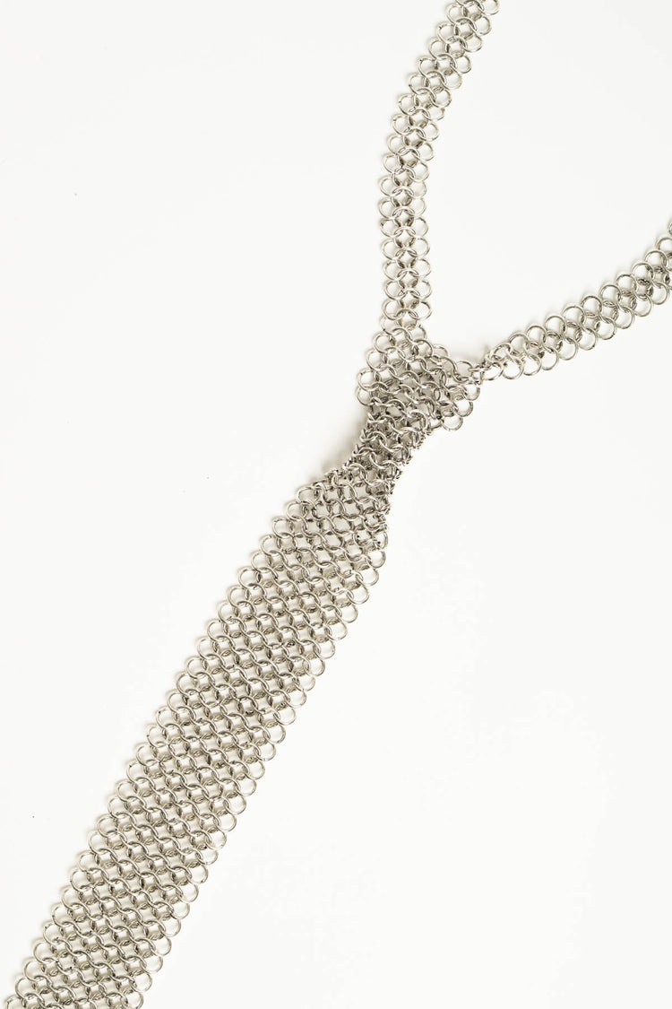 Collana a cravatta in mesh argento
