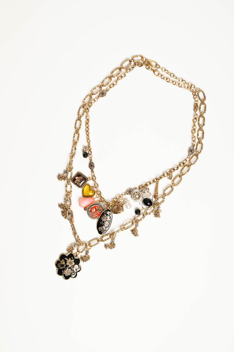 Collana multicolor a catena con charms