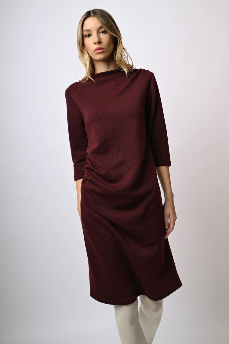 Abito in maglia con arricciature