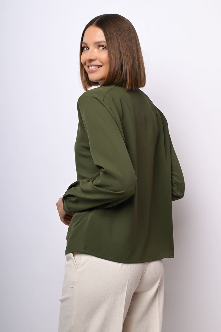 Camicia con scollo alla tunisina