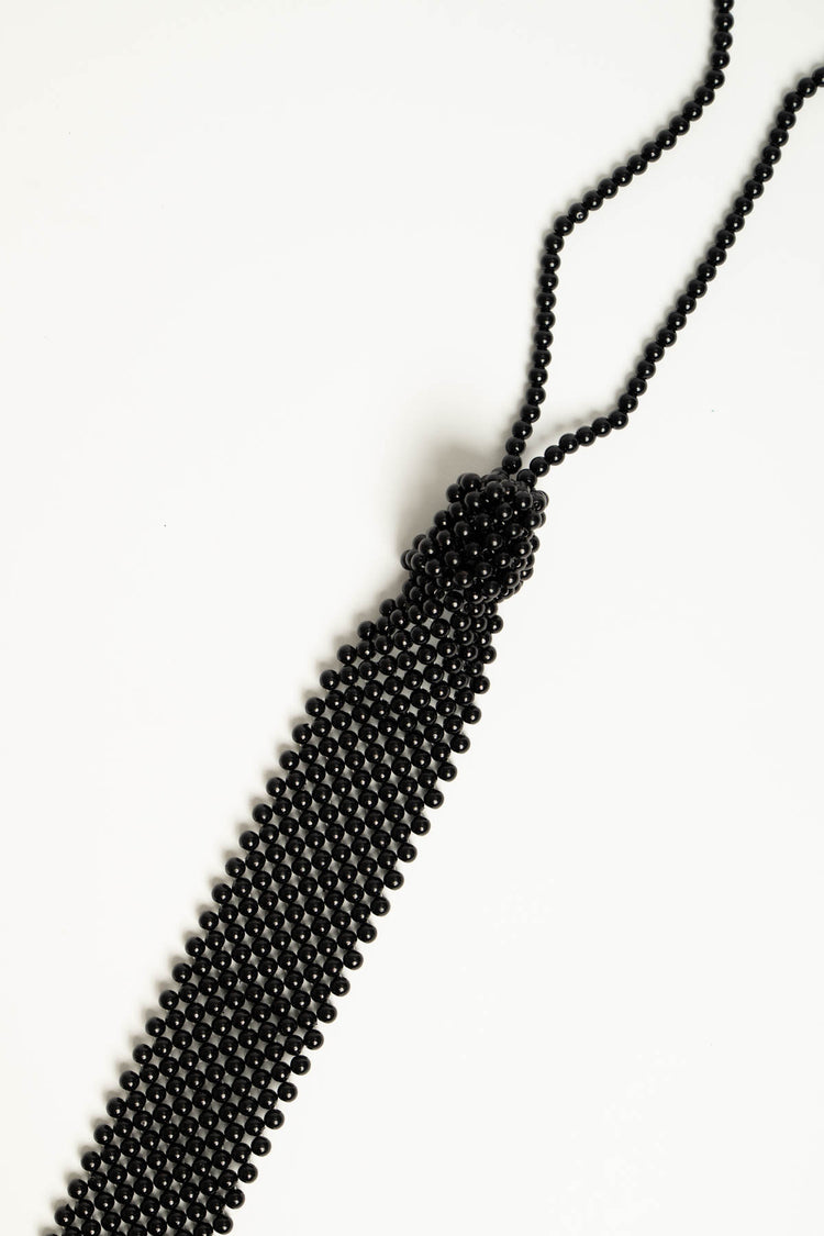 Collana a cravatta con perline nere