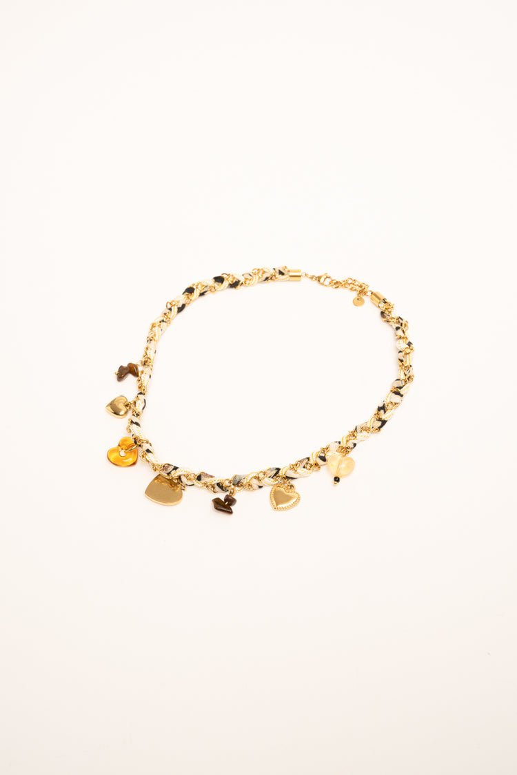 Collana in tessuto con pendenti multicolor