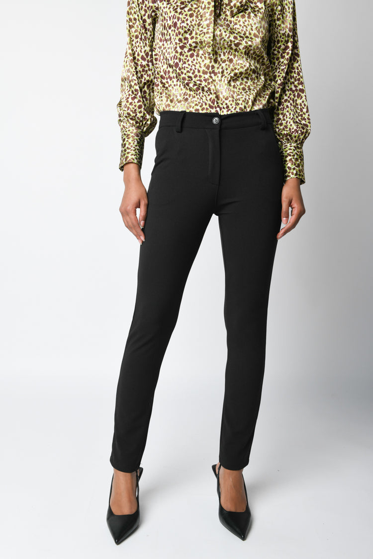Pantaloni slim-fit