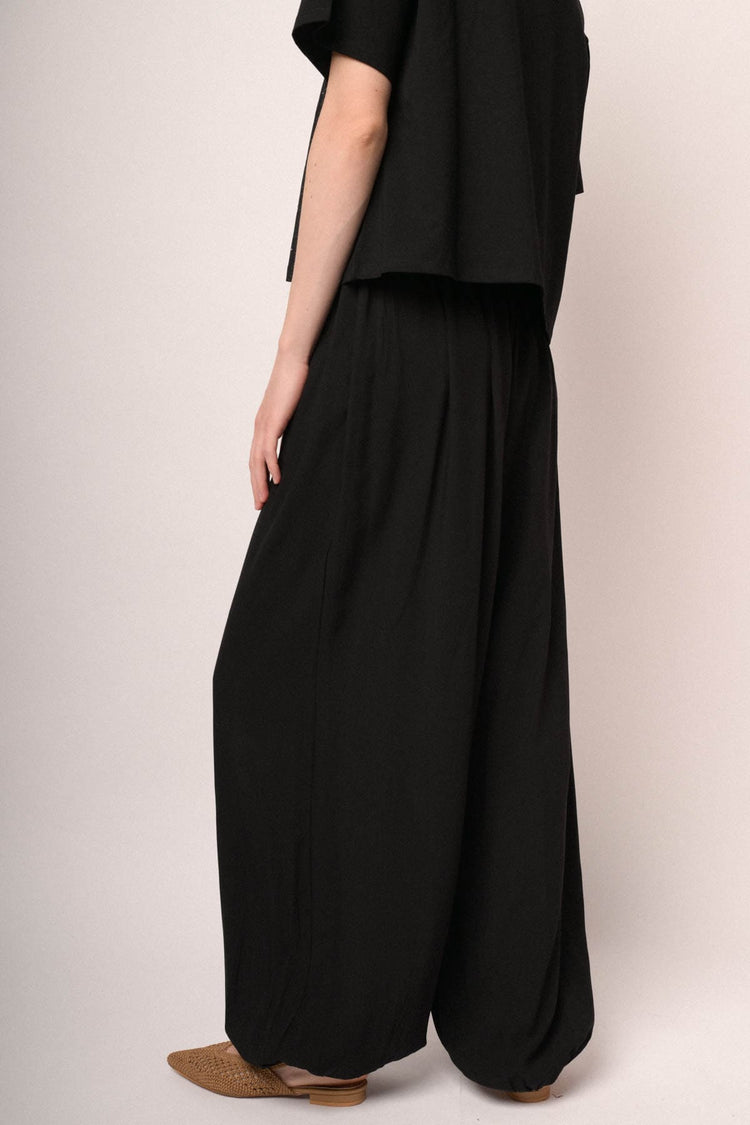 Harem pants in viscosa nera