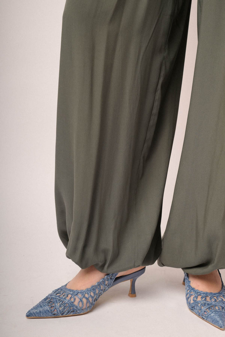Harem pants in viscosa verde oliva