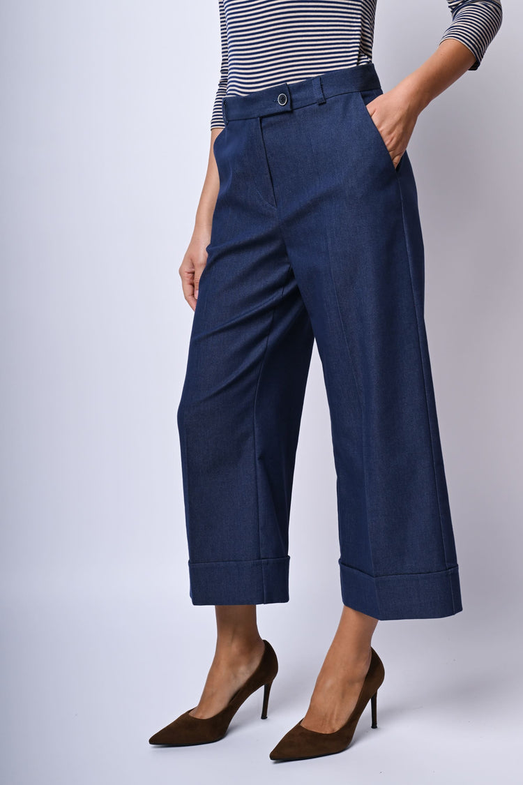 Pantaloni crop con risvolto