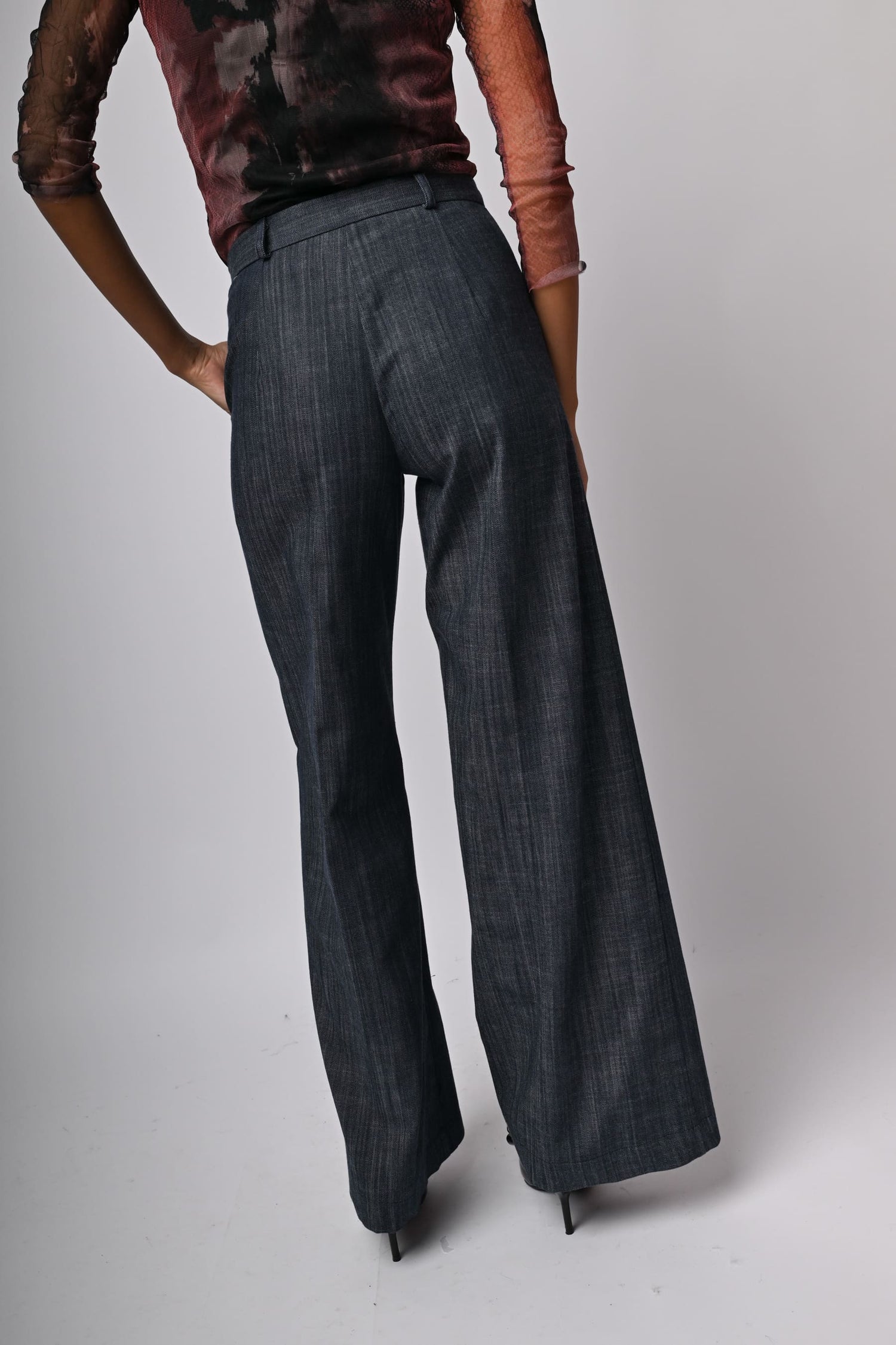 EE22JE-24_4_4