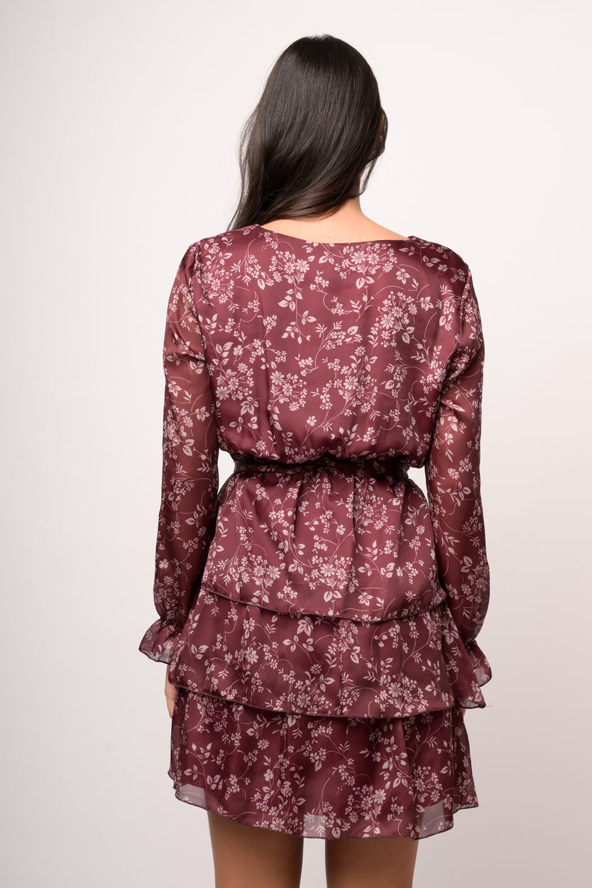 Abito corto bordeaux floreale con balze