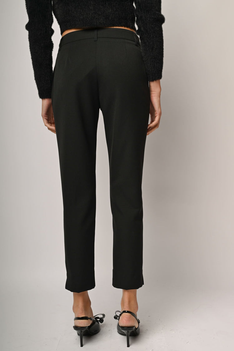 Pantaloni slim-fit