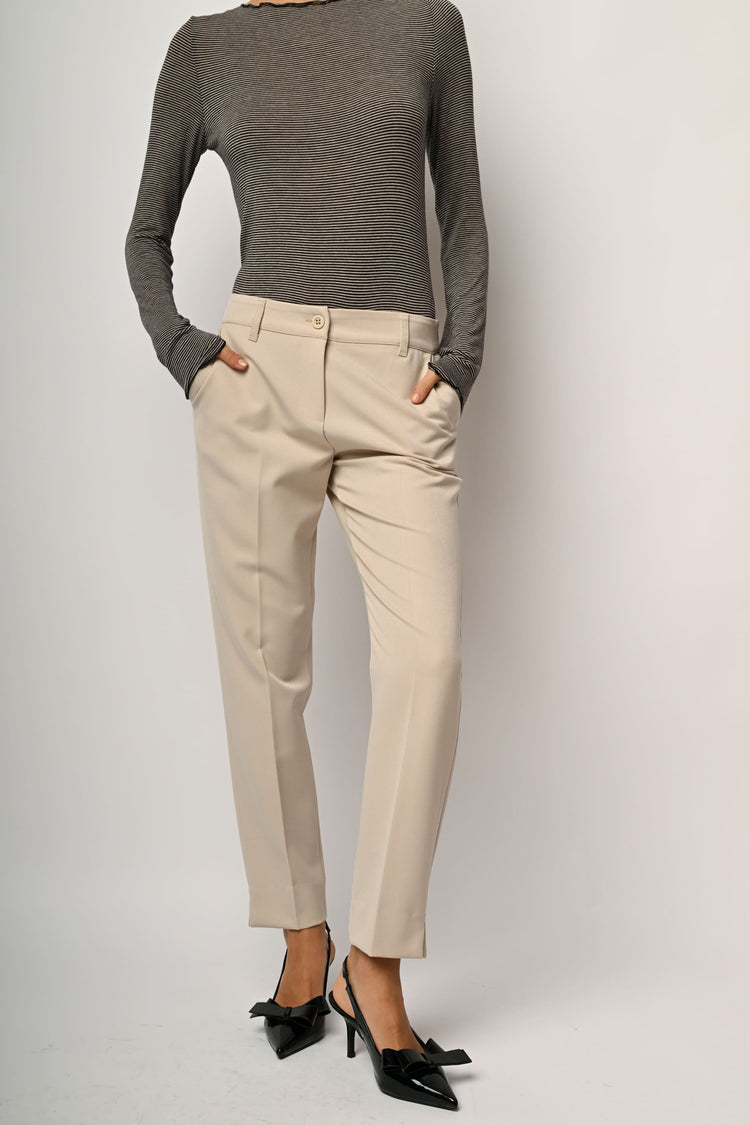 Pantaloni slim-fit