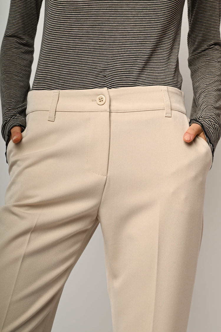 Pantaloni slim-fit