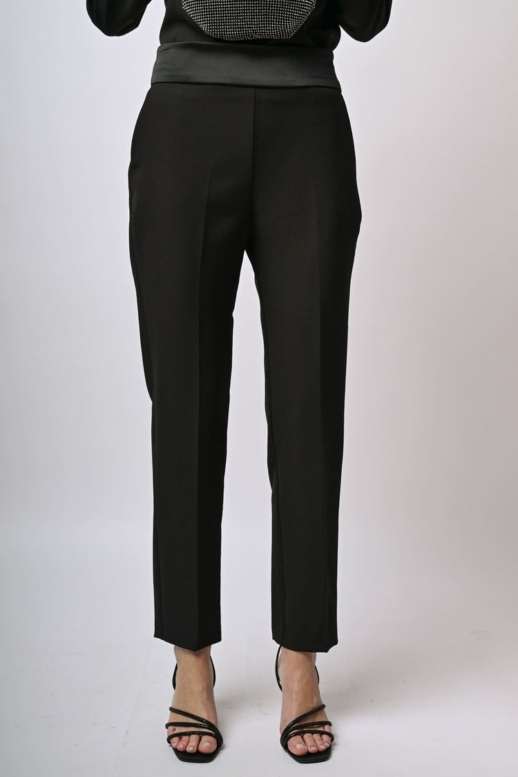 Pantaloni con fascia in raso