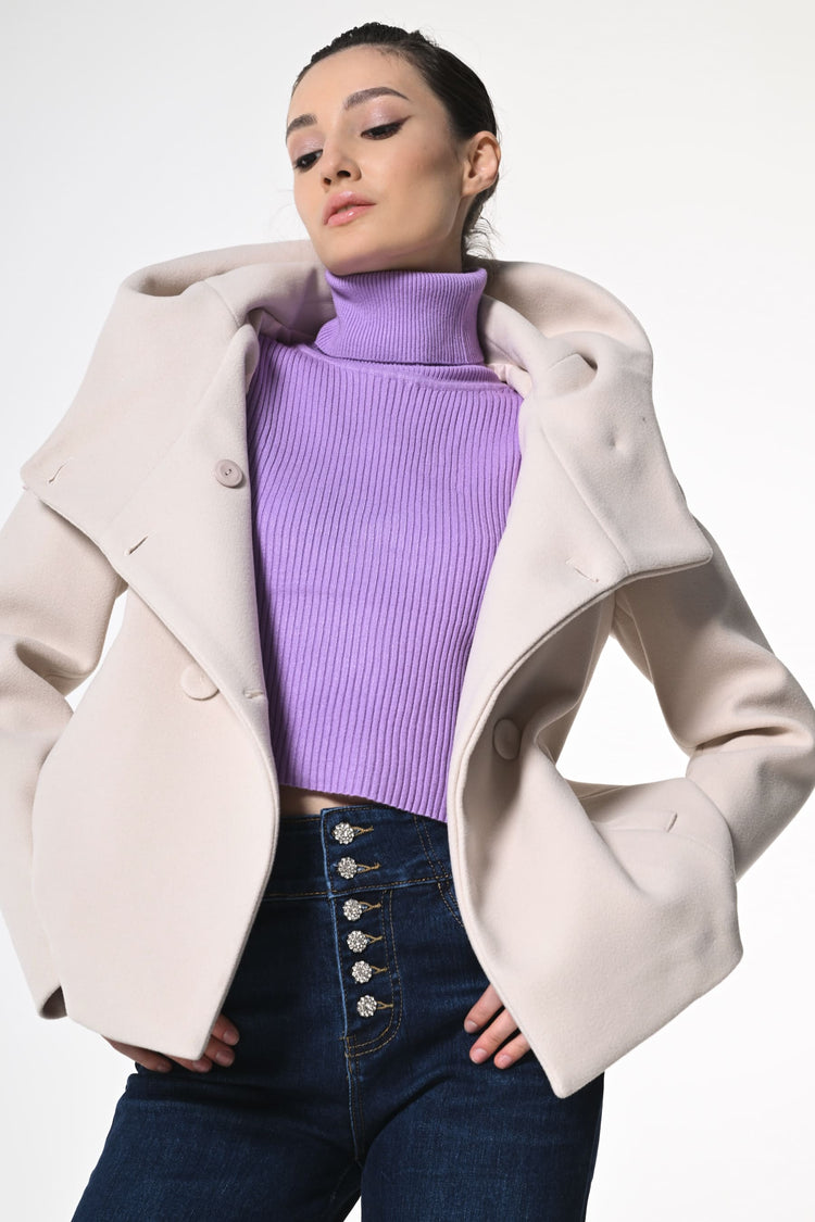 Cappotto doppiopetto corto con cappuccio