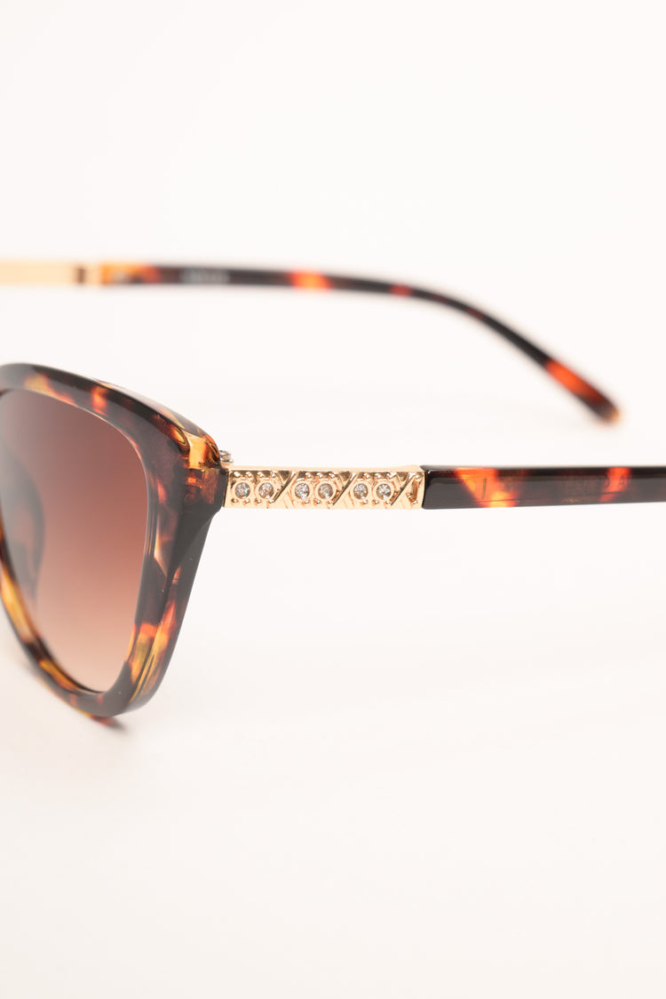 Occhiali da sole cat-eye tartarugati