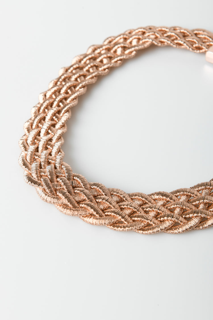 Collana intrecciata multifili