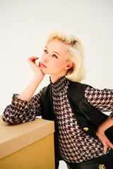 Blusa in georgette a stampa pied-de-poule bianco/nero