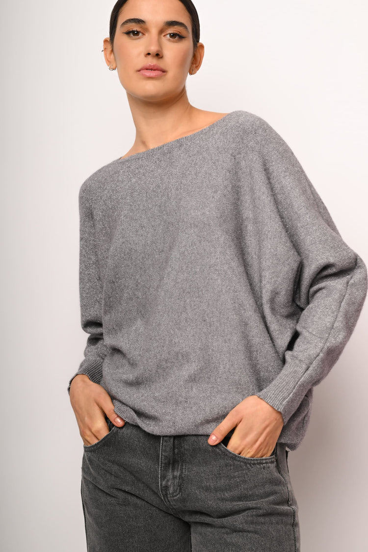 Pull con fiocco sul retro