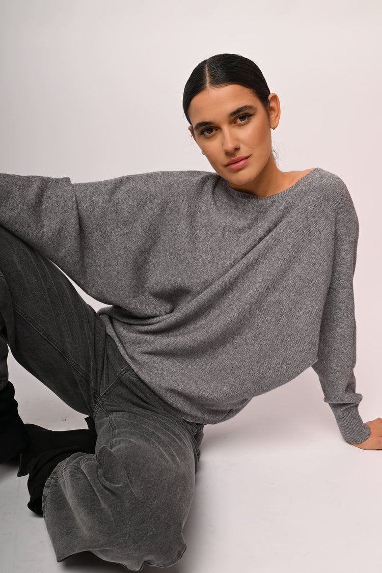 Pull con fiocco sul retro