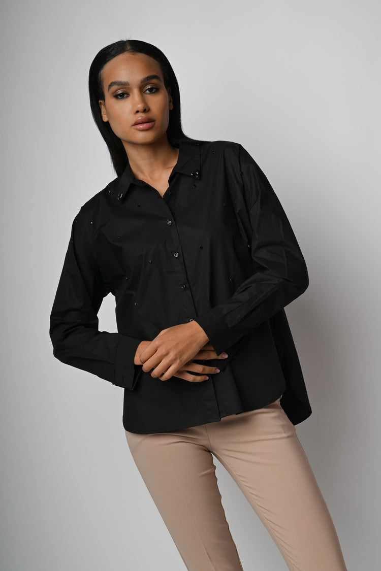 Camicia con strass decorativi