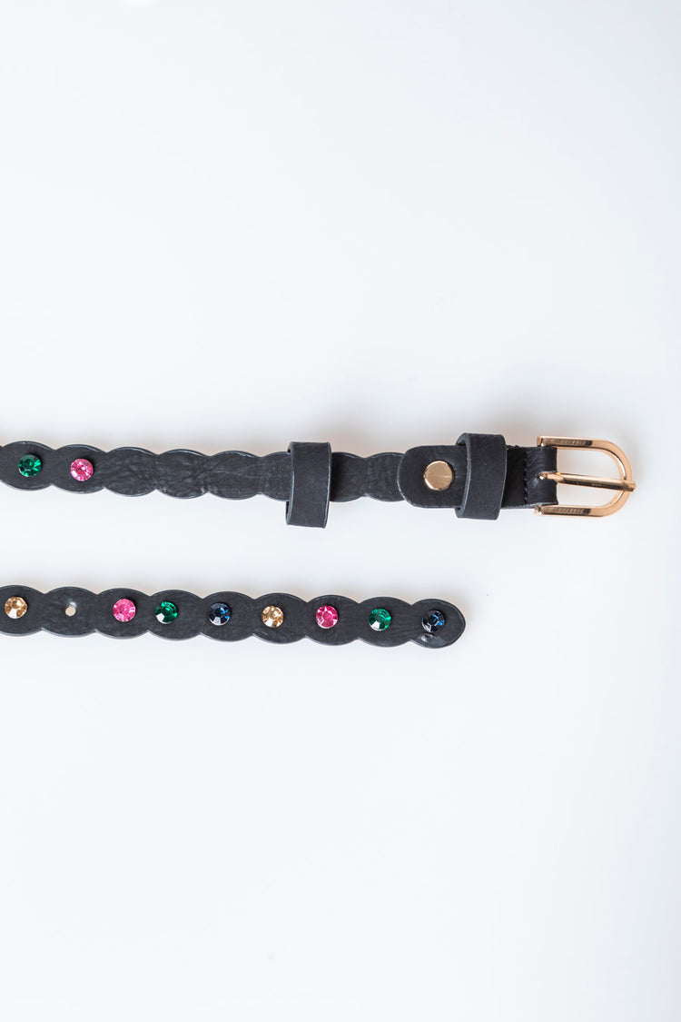 Cintura sottile ondulata con strass