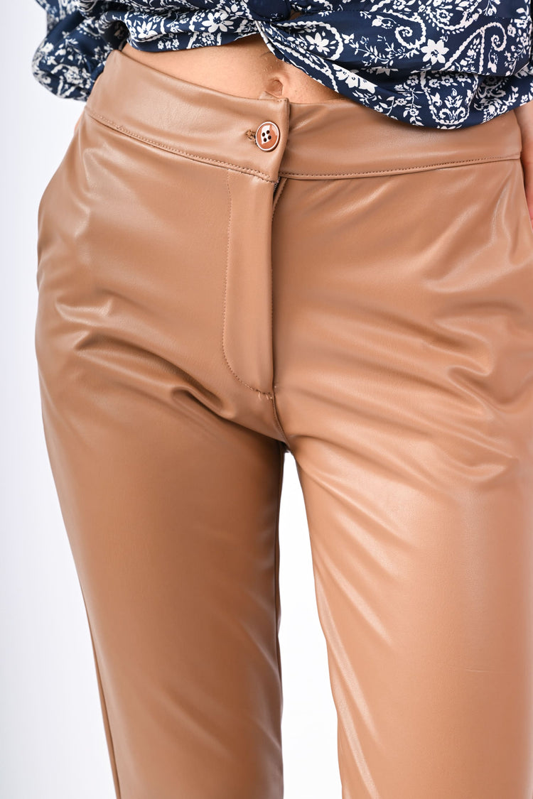 Pantaloni basic similpelle