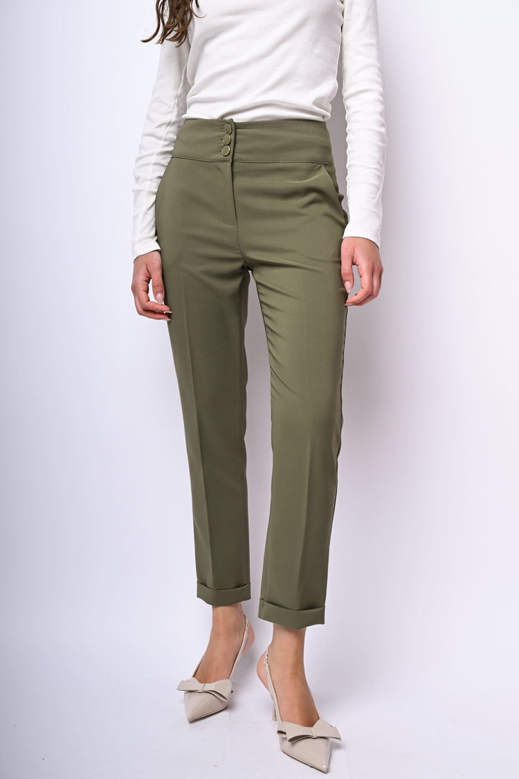 Pantaloni classici con bottoni