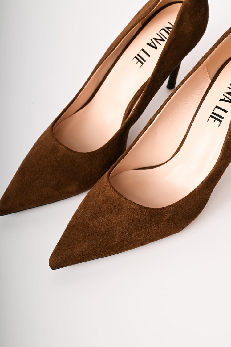 Décolleté in faux suede