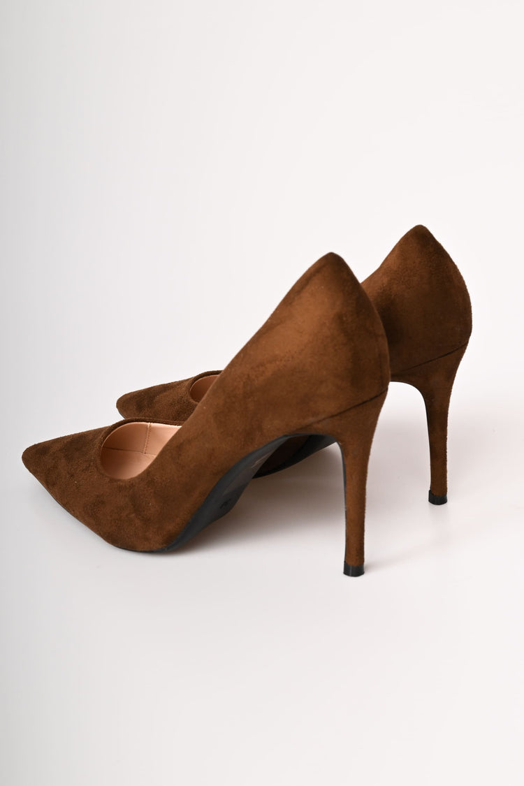 Décolleté in faux suede