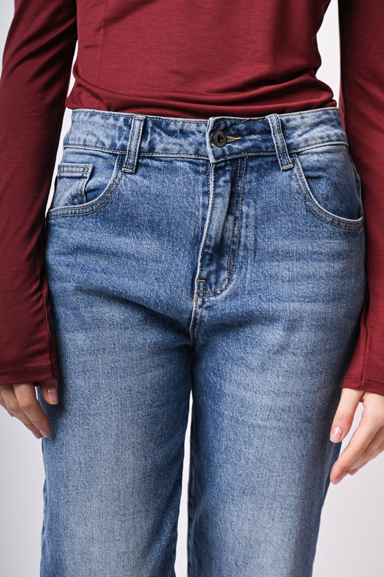 Jeans baggy con risvolto