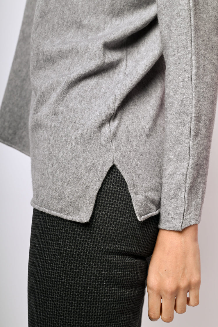 Pull oversize con spacchetti
