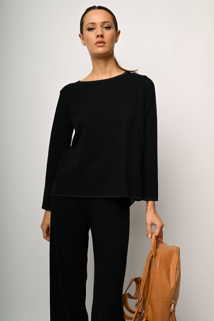 Pull con fiocchi sul retro