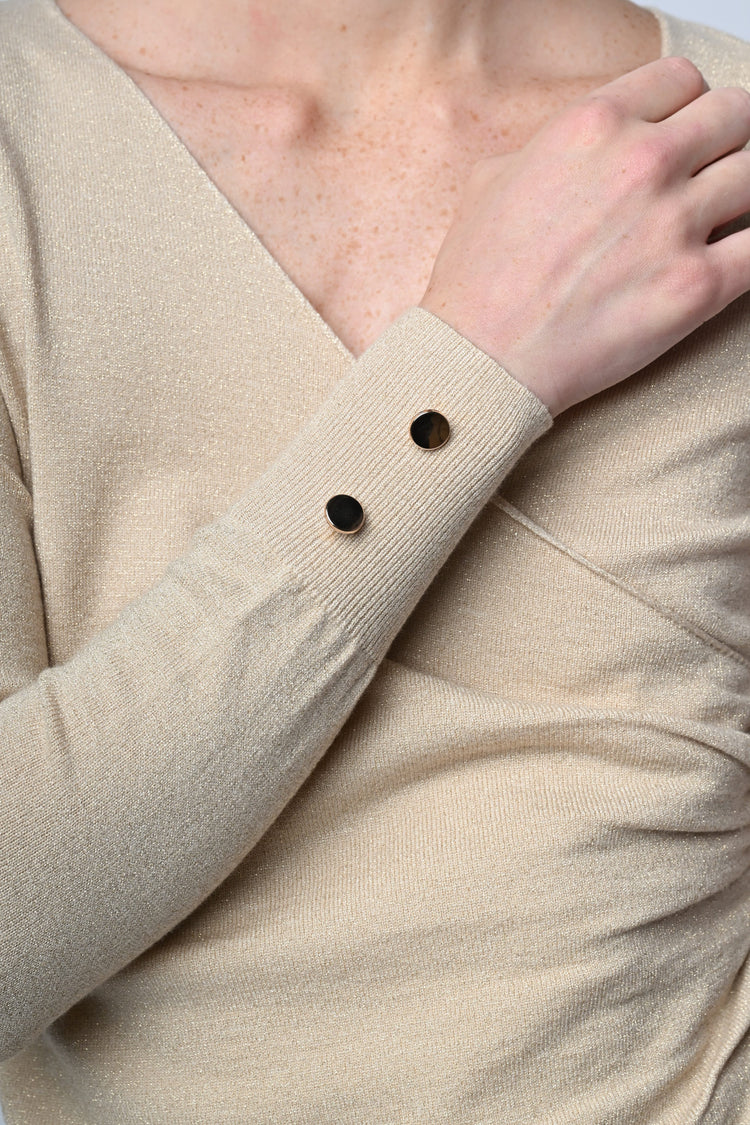 Pull con design incrociato