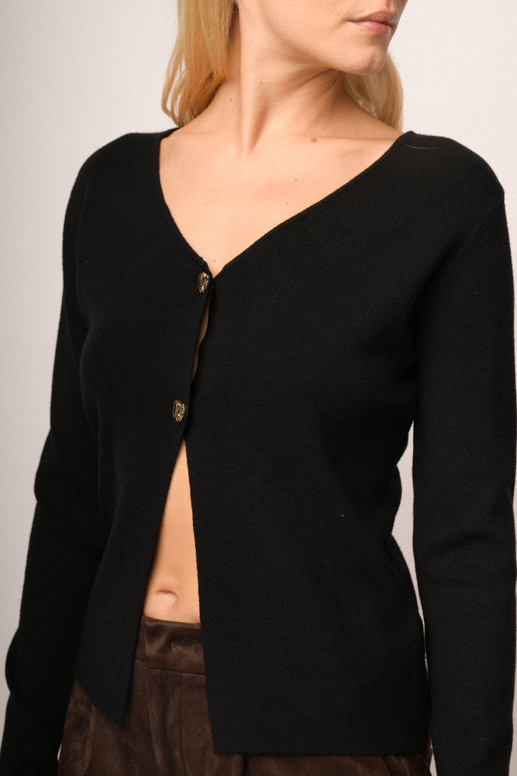 Cardigan con bottone