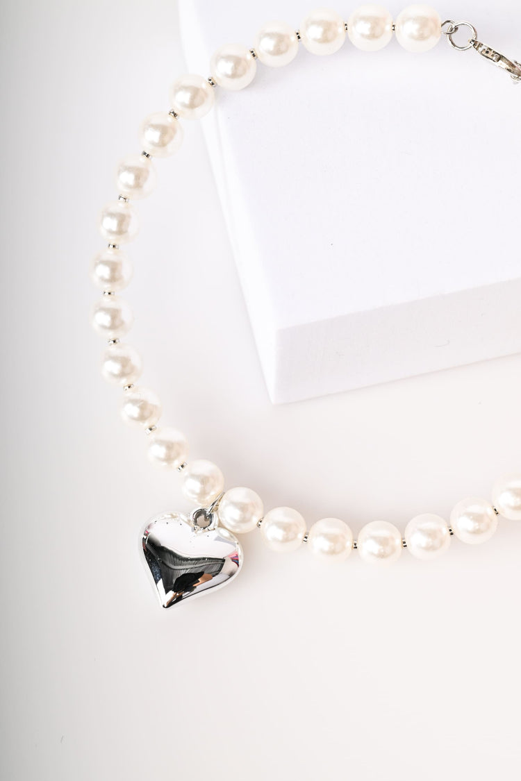 Collana con perle e cuore