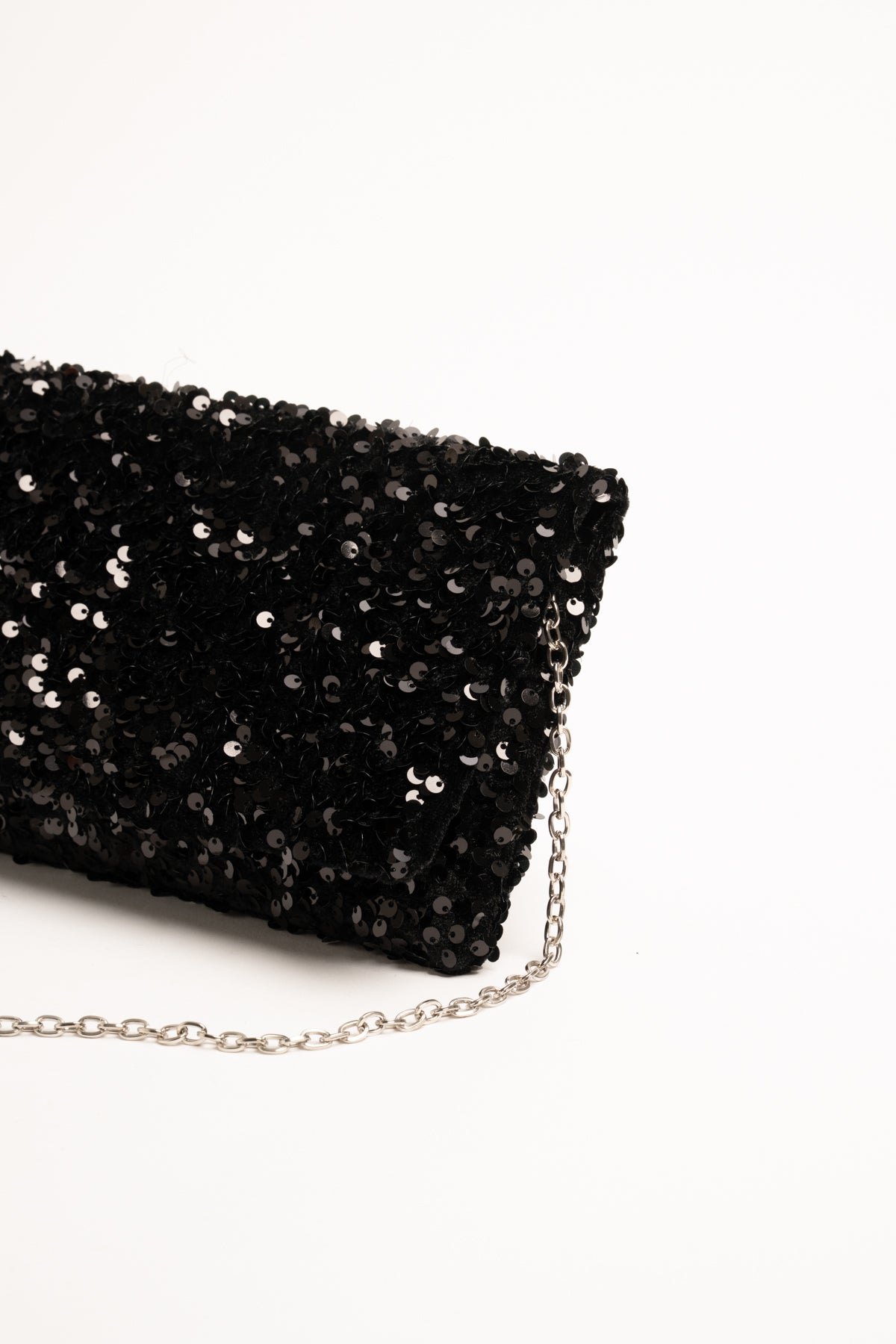 Pochette nera con paillettes e patta